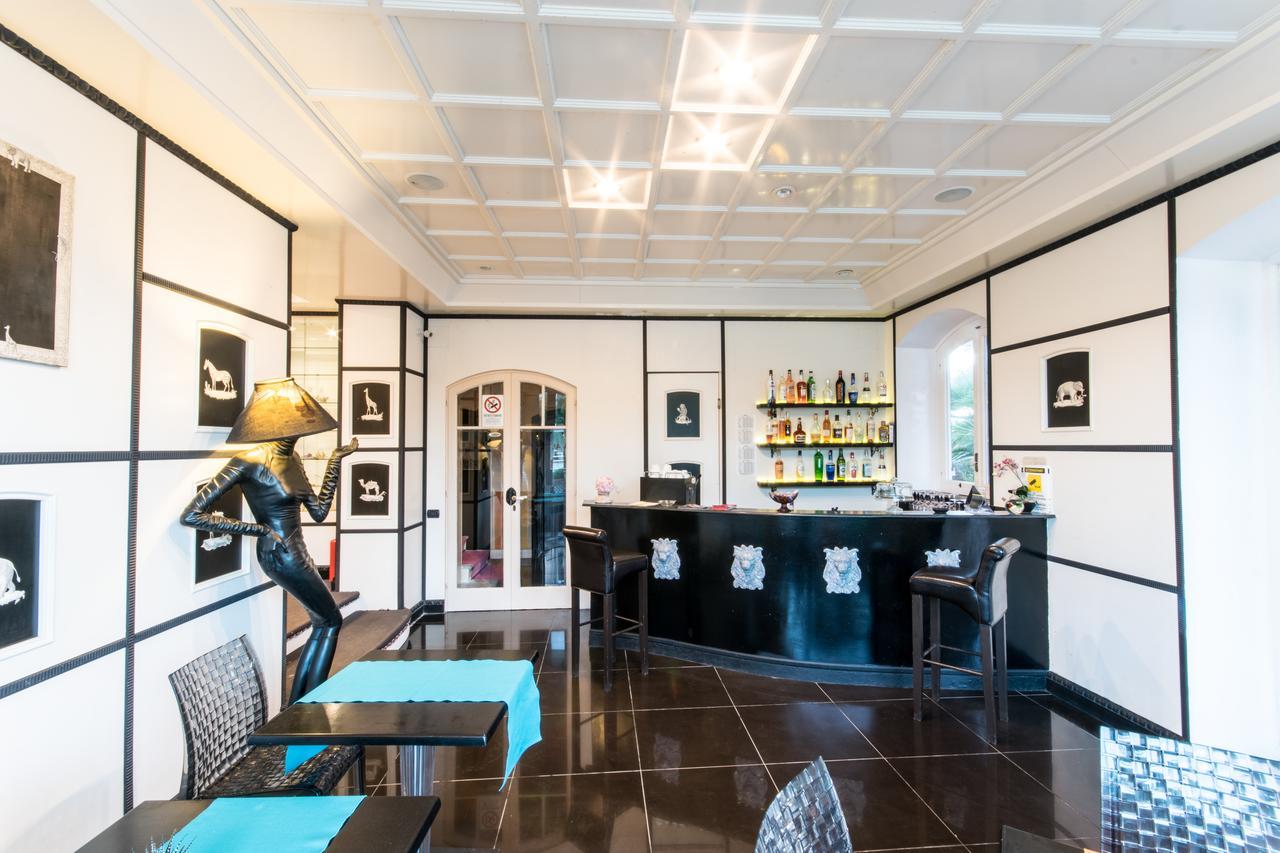 Bed and Breakfast I Giardini Di Giano Торре-Фаро Экстерьер фото